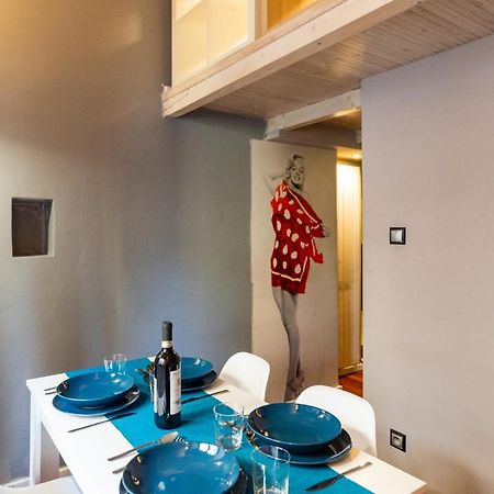 Lilly Apartment Main Train Station Old Town By The Castle Suites Красков Екстериор снимка