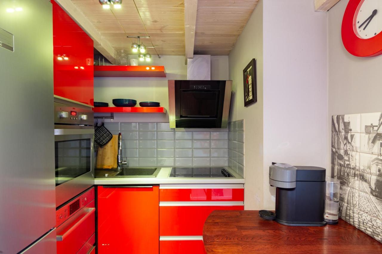 Lilly Apartment Main Train Station Old Town By The Castle Suites Красков Екстериор снимка