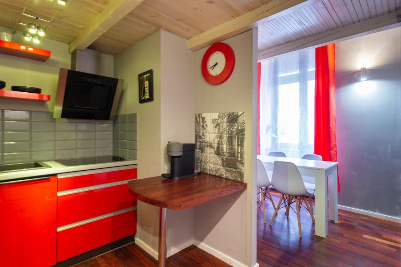 Lilly Apartment Main Train Station Old Town By The Castle Suites Красков Екстериор снимка